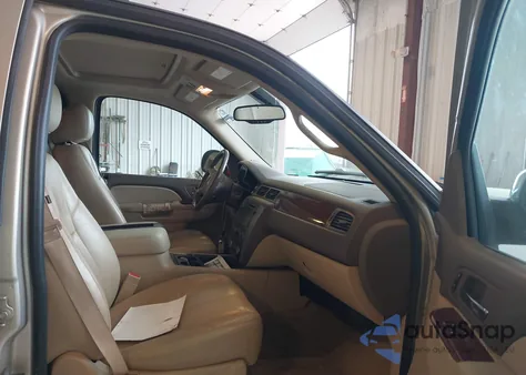 2013 GMC Yukon Xl 1500 Slt from USA, damaged, VIN 1GKS2KE74DR144919